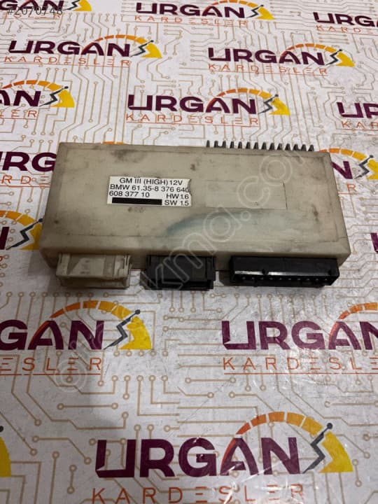 61.35-8376640 BMW E39 E38 BCM KONFOR BEYNİ