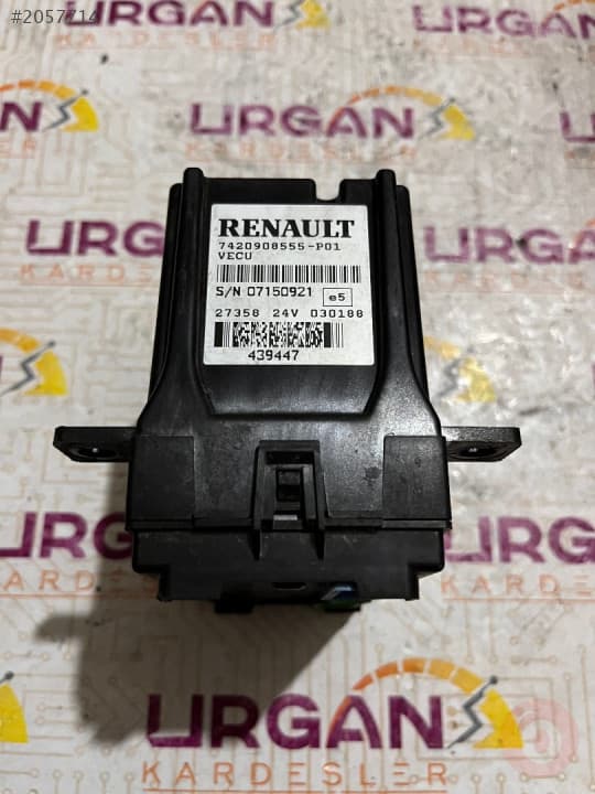 7420908555-P01 RENAULT MAGNUM VECU KONTROL BEYNİ