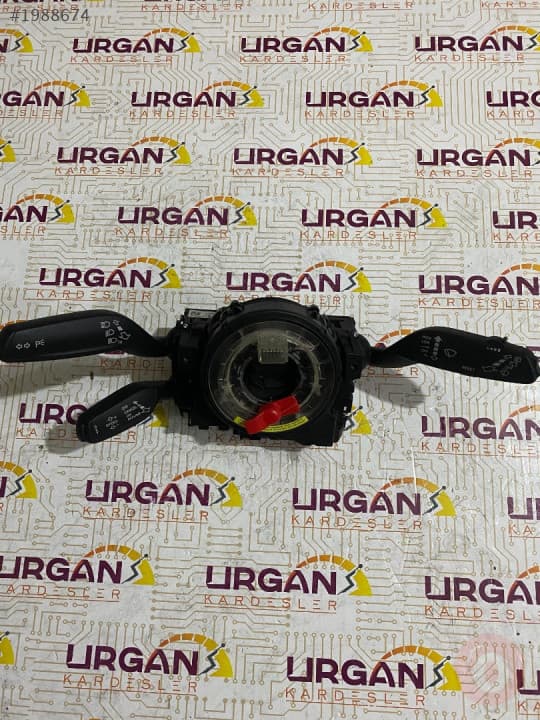 4G8953502AD AUDI A4 SİNYAL KOLU