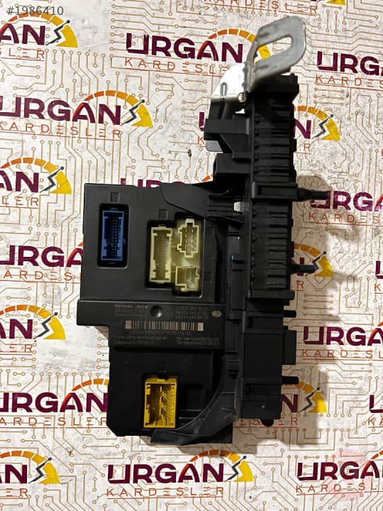 5DK009225-25 MERCEDES-BENZ W204 C-CLASS SAM BEYNİ