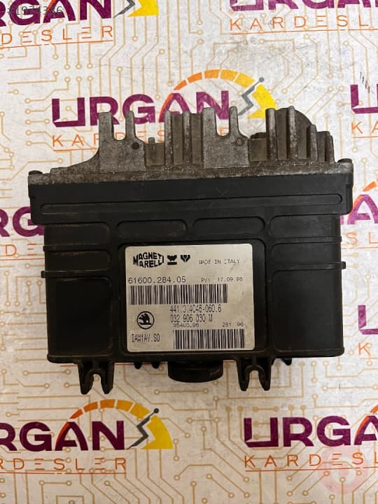032906030M IAW1AV.S0 SKODA FELICIA MOTOR BEYNİ