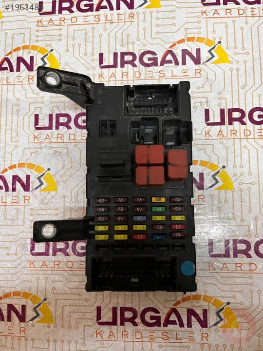 51825658 FIAT LINEA SİGORTA KUTUSU