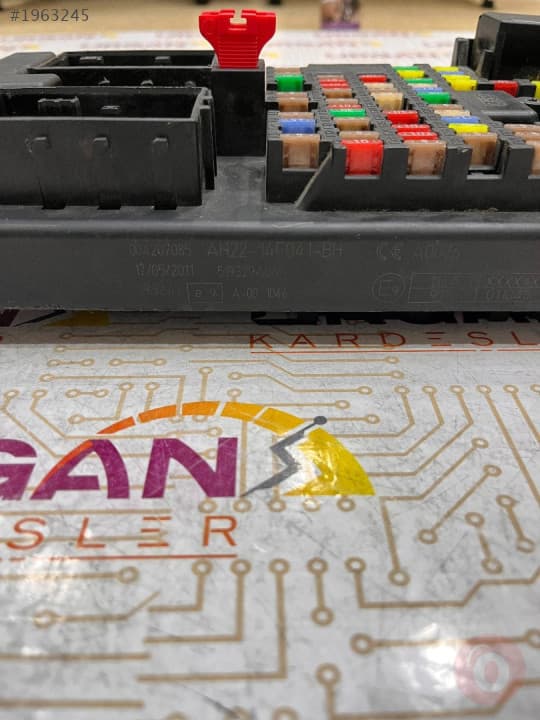 AH22-14F041-BH RANGE ROVER DISCOVERY BODY BEYNİ