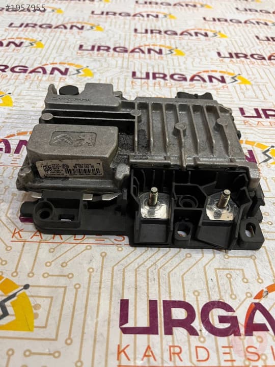 98 108 582 80 PEUGEOT 208 START STOP BEYNİ