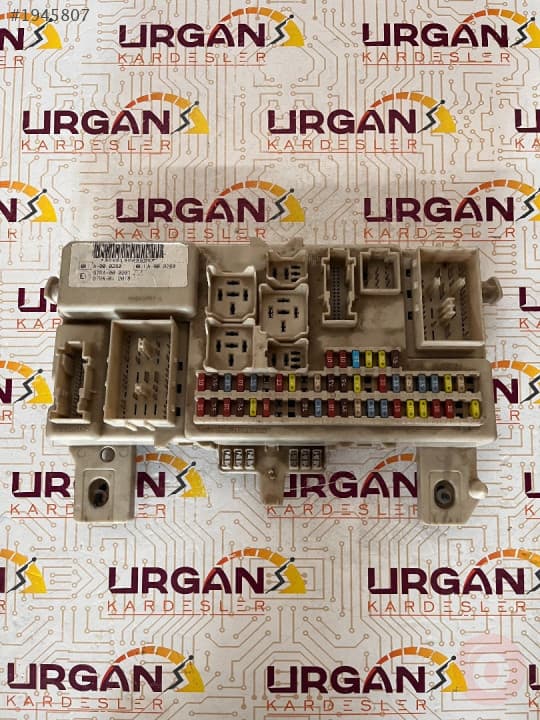 97RA-00  FORD FOCUS SİGORTA KUTUSU