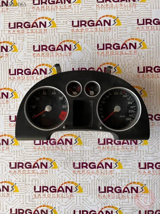 8N1920860A AUDI TT GÖSTERGE PANELİ KM SAATİ