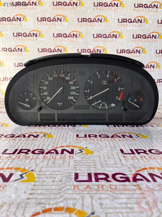 62.11-8 370 082 BMW E39 5 SERİSİ GÖSTERGE PANELİ KM SAATİ
