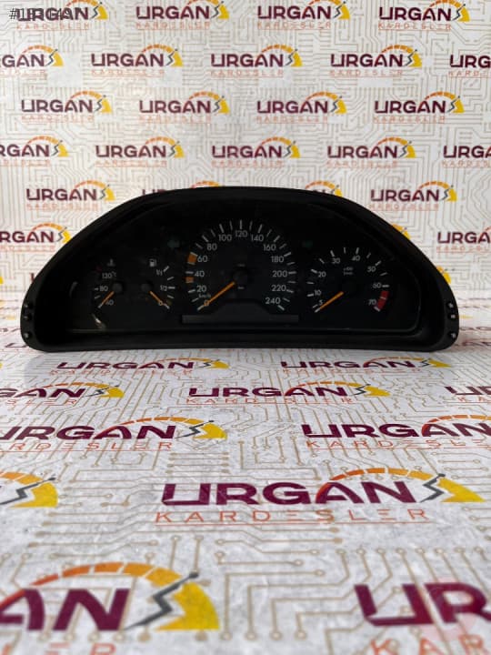 2105400748 MERCEDES-BENZ W210 E200 GÖSTERGE PANELİ KM SAATİ
