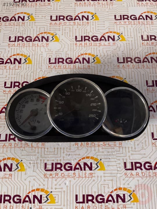 248107541R RENAULT MEGANE 3 GÖSTERGE PANELİ KM SAATİ