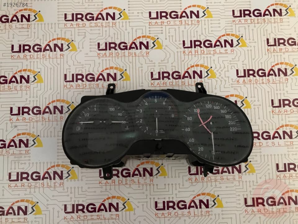 1P0920823E SEAT LEON KM SAATİ