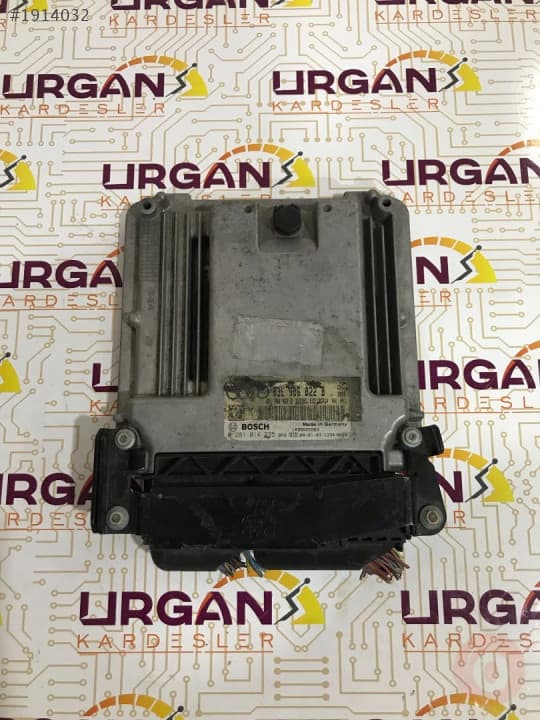 03L906022B 0281014235 AUDI A4 MOTOR BEYNİ