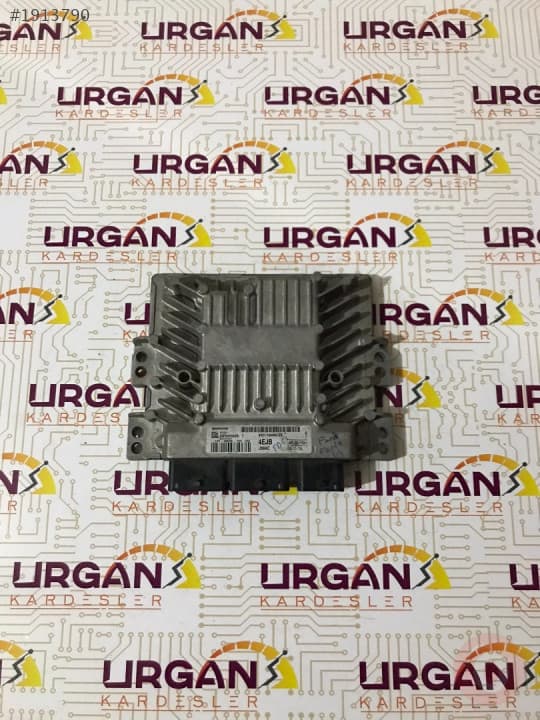 8V21-12A650-EB 5W840584B FORD FIESTA MOTOR BEYNİ
