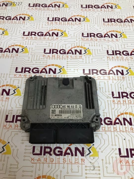03C906016CG 0261S06551 AUDI A1 MOTOR BEYNİ