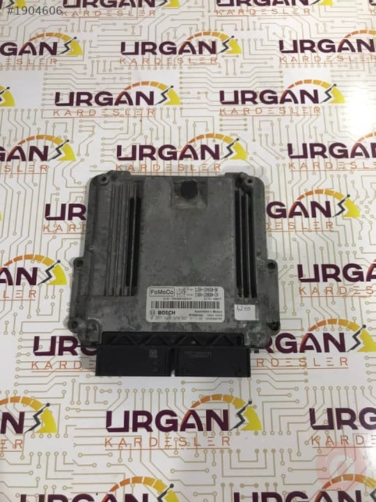 DJ5A-12A650-BK/CV6A-12B684-CA/0261S08979 AUDI A8 MOTOR BEYNİ