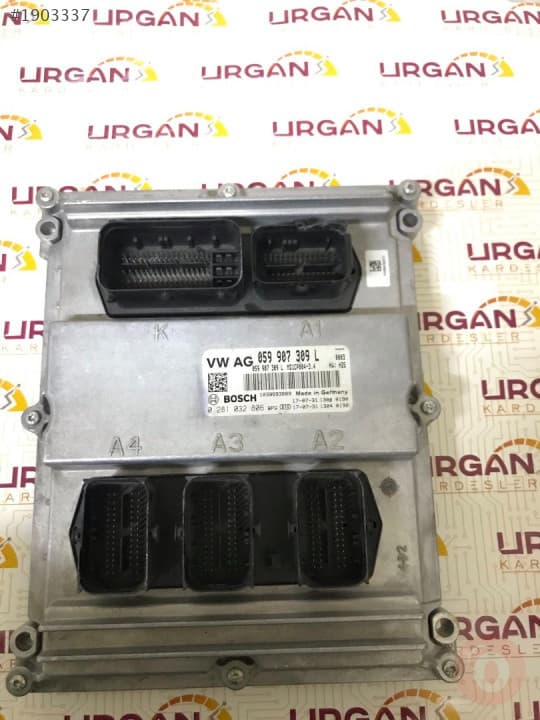 059907309L 0281032806 MD1CP004-3.4 AUDİ Q7 MOTOR BEYNİ BOSCH