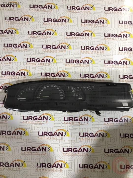 90504242BD OPEL VECTRA B GÖSTERGE PANELİ KM SAATİ