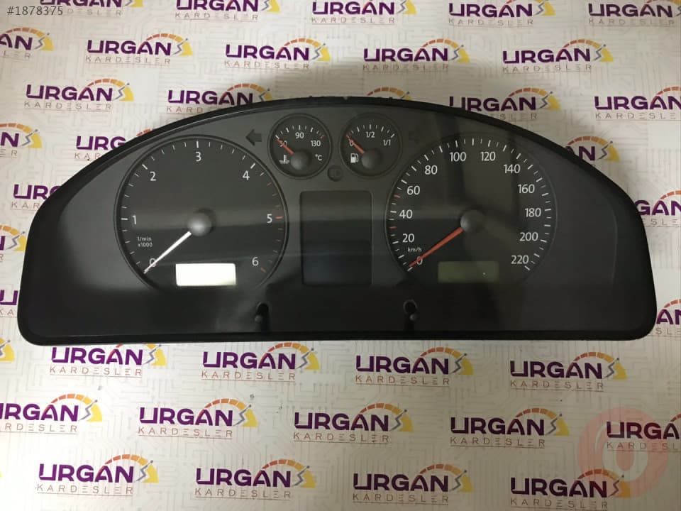 7H0920861 E V.W TRANSPORTER KM SAATİ