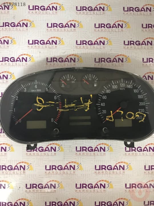 1M0919880Q SEAT TOLEDO KM SAATI VD0