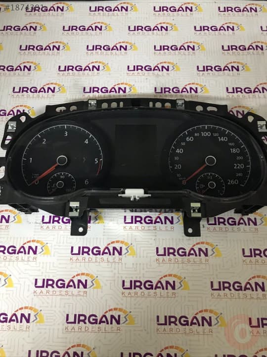 5G1920741 B V.W GOLF  KM SAATI VDO