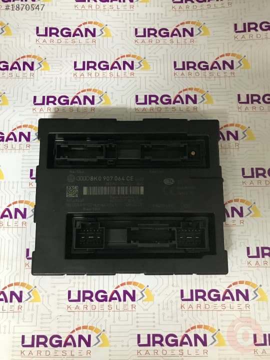 8K0907064CE 5DK009919-13  AUDI A4  HELLA BCM