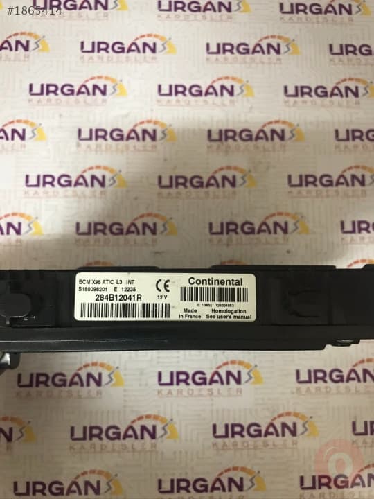 S180098201 E 284B12041R  RENAULT MEGANE CONTINENTAL ECU