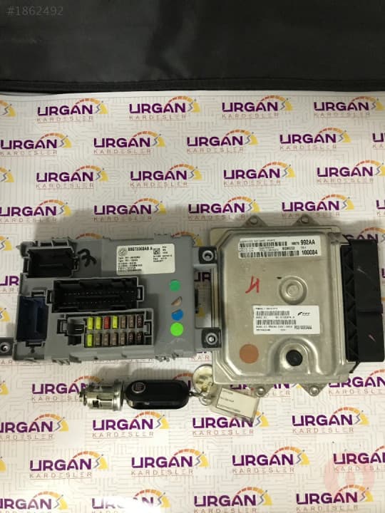 68073360AB P05150604AA FİAT 500 BEYİN SETİ MAGNETLI MARELLI