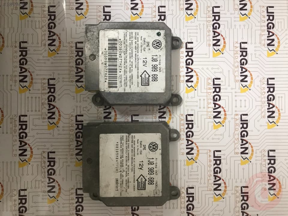 1J0909608  Volkswagen Polo 5WK4154 SIEMENS AİRBAG BEYNİ
