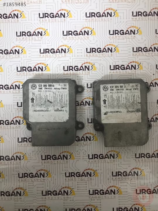 1C0959655 A  VW PASSAT SIEMENS AIRBAG