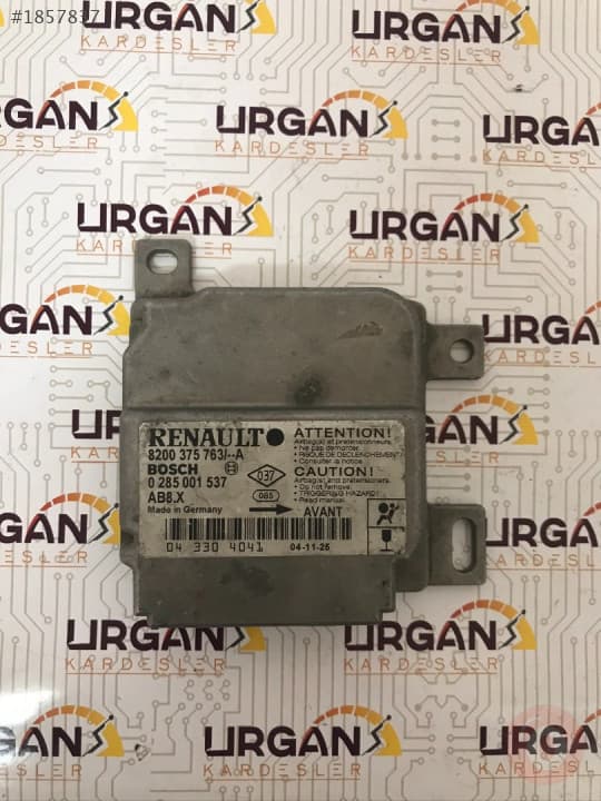 0285001537 8200375763  RENAULT CLİO AİRBAG BEYNİ BOSCH