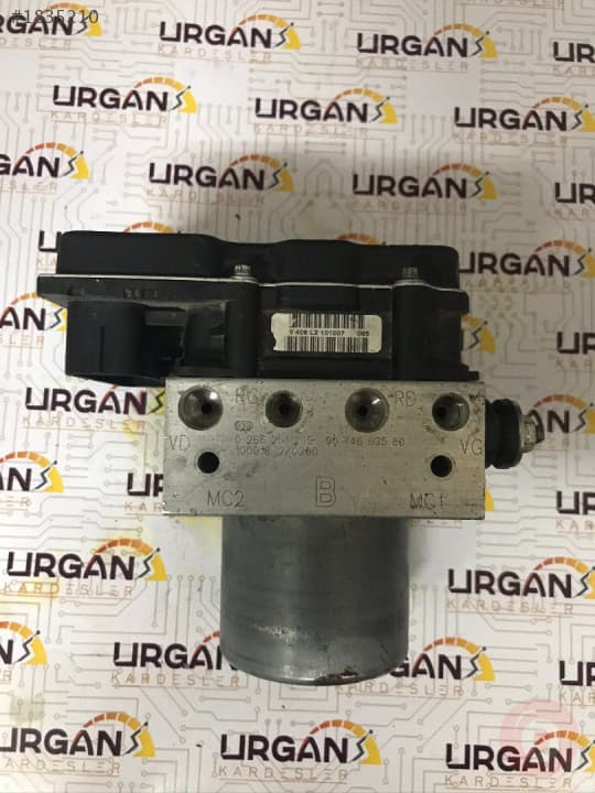 0265251235 9674663580  Citroen Berlingo BOSCH  ABS BEYNİ