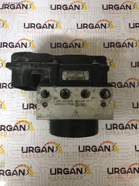 0265237040 6R0614117 I  VW Polo BOSCH ABS BEYNI