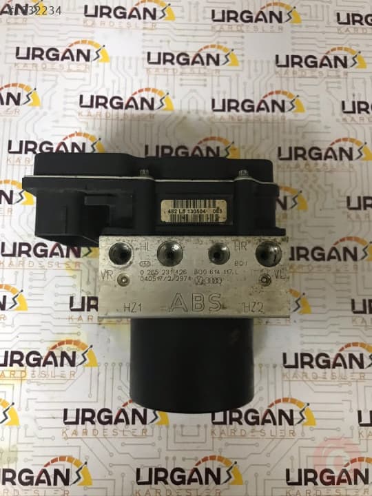 0265231426 6Q0614117 L  Seat Ibiza BOSCH ABS BEYNI