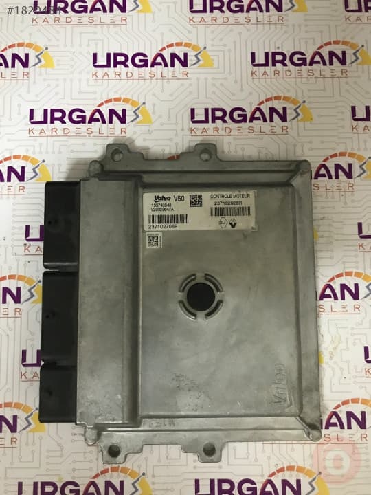 130740048 237102706R RENAULTCLİO MOTOR BEYNİ VALEO ECU