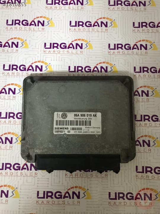 5WP4371 06A906019 AK V.W GOLF MOTOR BEYNİ SIEMENS ECU