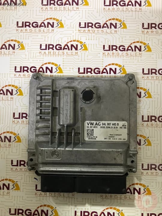 28445556 04L907445B DCM6.2V V.W GOLF MOTOR BEYNİ ECU DELPHI