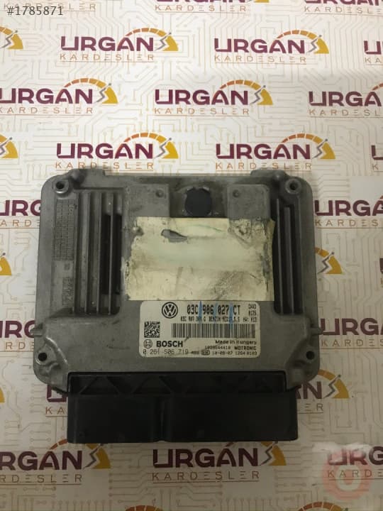 0261S06719 03C906027CT MED17.5.5 V.W SCİROCCO MOTOR BEYNİ