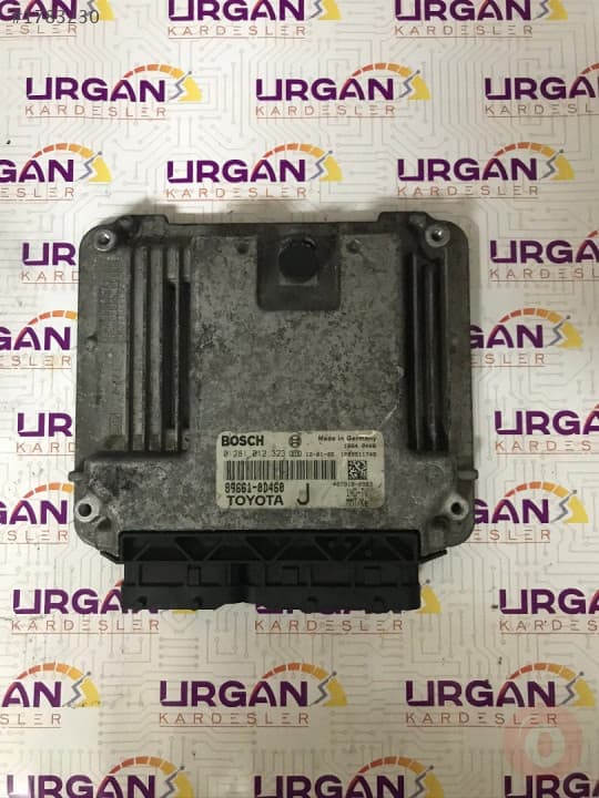 0281012323 89661-0D460 TOYOTA YARIS MOTOR BEYNİ  BOSCH ECU
