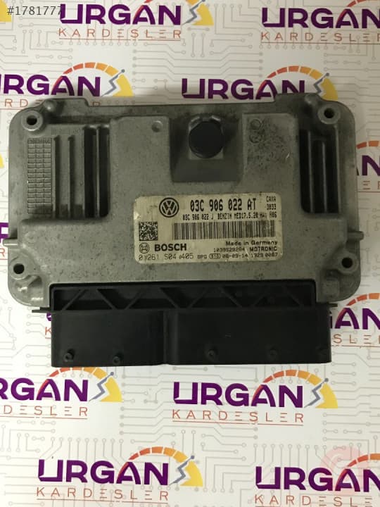 0261S04405  MED17.5.20 V.W GOLF MOTOR BEYNİ BOSCH ECU