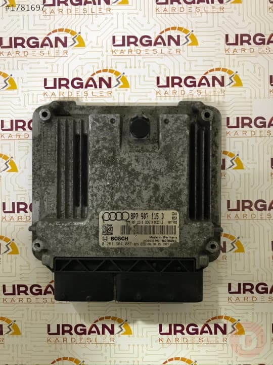 0261S04087 8P7907115D MED17.5 AUDİ A3 MOTOR BEYNİ ECU BOSCH