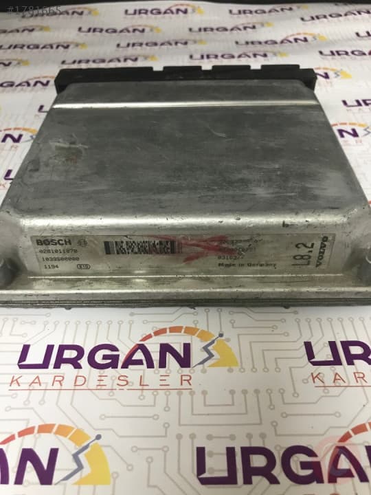 0281011070 30637733A MERCEDES E220 MOTOR BEYNİ BOSCH ECU