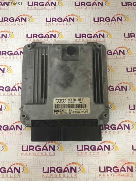 0261S01006 8E0906018K MED17.1.1 AUDİ A4 MOTOR BEYNİ BOSCH