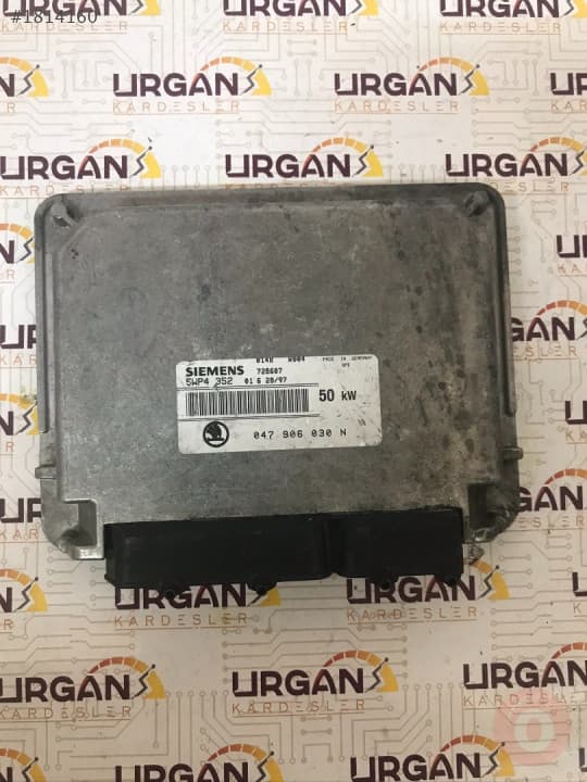 047906030N 5WP4352 SKODA FELİCİA MOTOR BEYNİ SIEMENS ECU