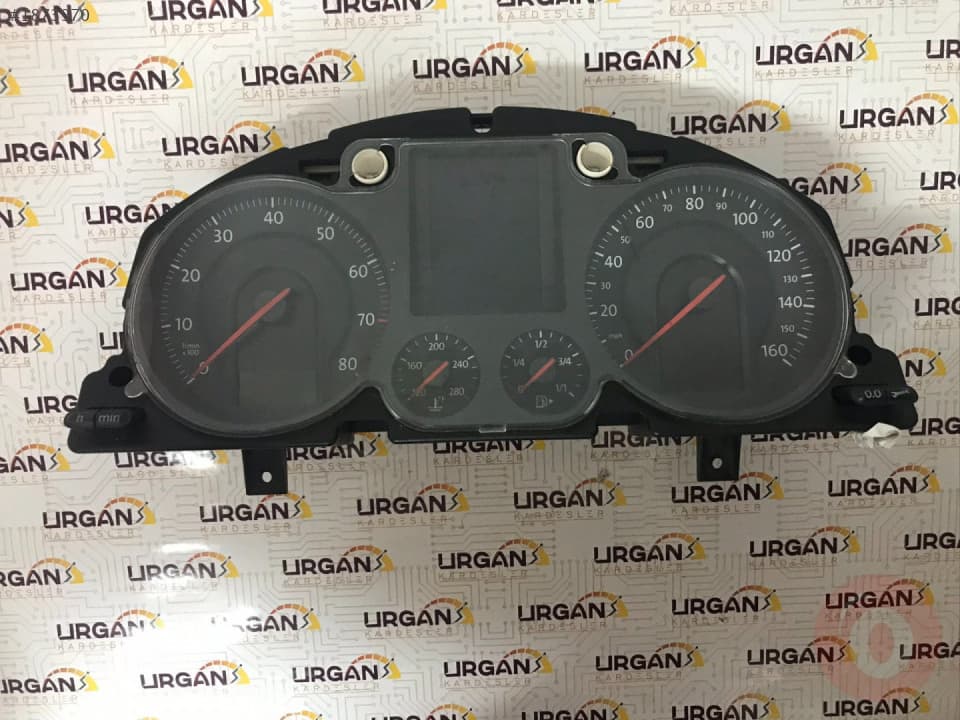 3C0920871 A2C53144889 V.W PASSAT KM SAATİ VDO