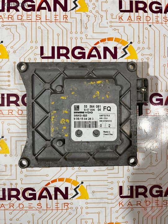 55564081 5WK9425 OPEL ASTRA MOTOR BEYNİ