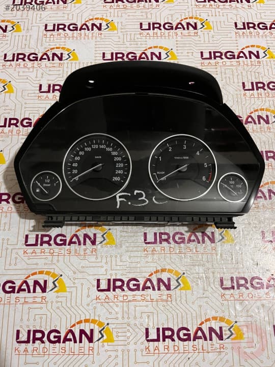 BMW F30 3 SERİSİ GÖSTERGE PANELİ