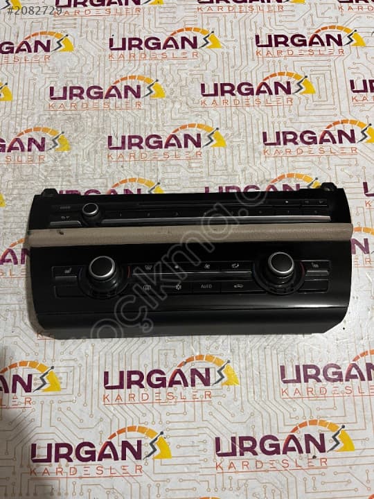 BMW F10 5 SERİSİ RADIO VE KLİMA KONTROL PANELİ