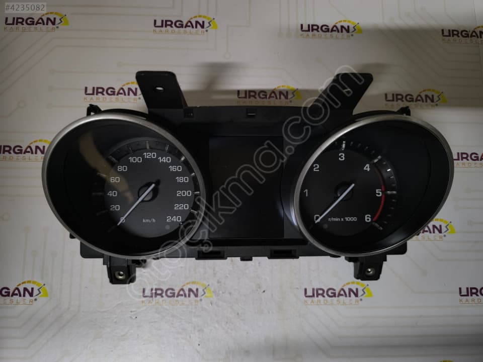 DPLA-10849-EG LAND ROVER SPORT KM SAATİ