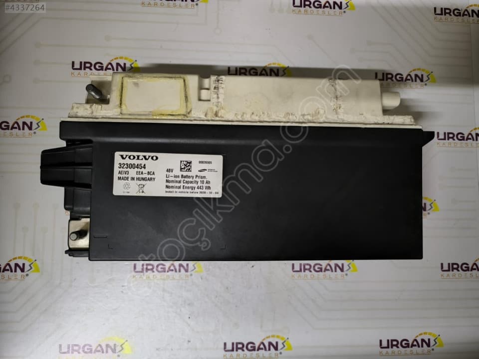 32300454 VOLVO XC90 HYBRİD AKÜ 48V