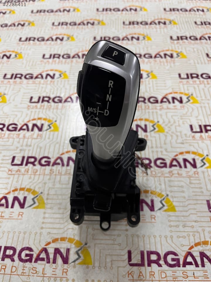 9 260 968-03 BMW F30 F31 F80 3 SERİSİ VİTES KOLU