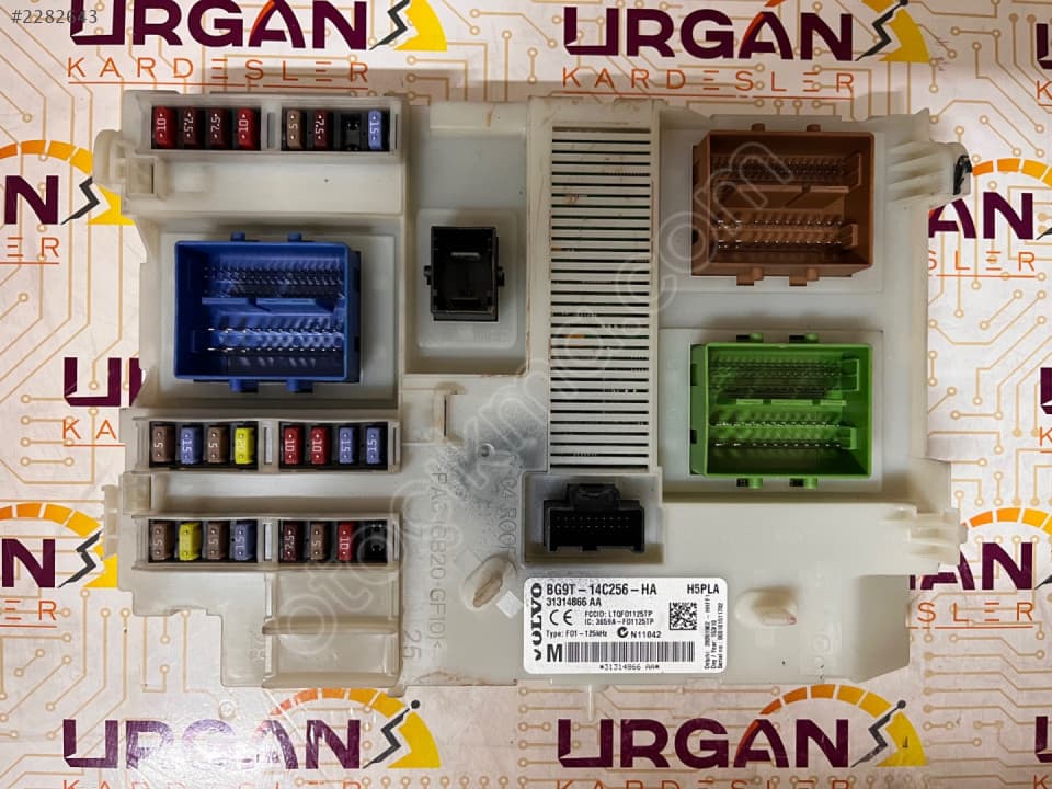 BG9T-14C256-HA 31314866 AA VOLVO S60 V60 V70 SİGORTA KUTUSU